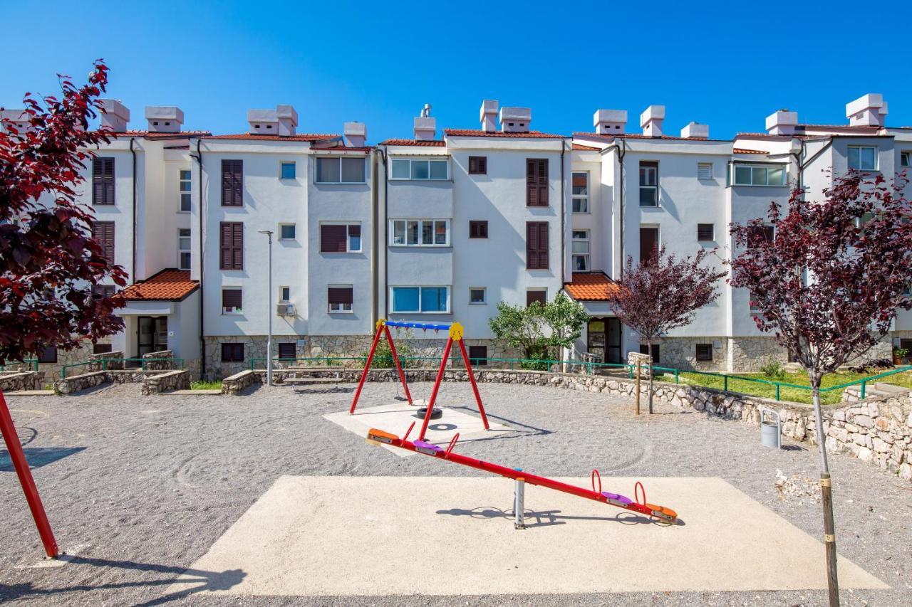 Apartment Kvarner View Kostrena Extérieur photo